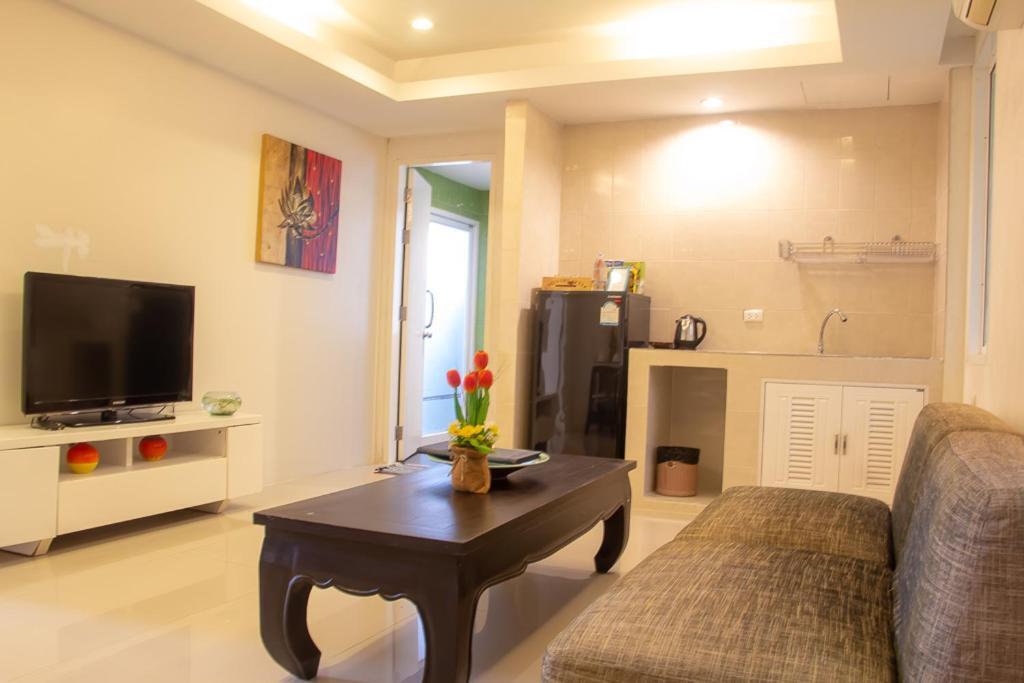 Grand Bleu Ocean View Pool Suite Strand Kamala Exterior foto